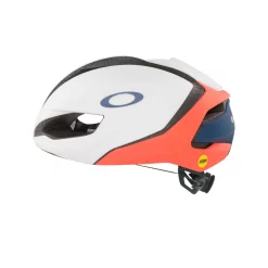 Casco Oakley ARO5